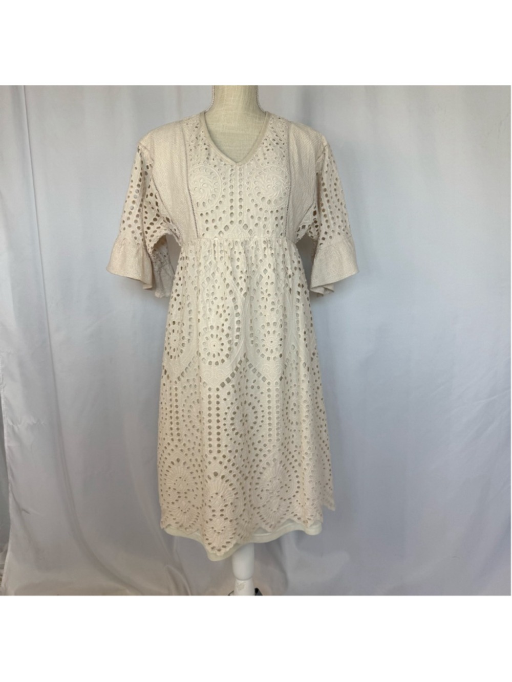 Roolee "Falling For You" Eyelet Lace Dress Woman Medium Ivory Babydoll Garden